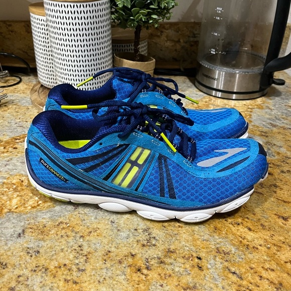 Brooks Pure Connect size 8 - Picture 1 of 9
